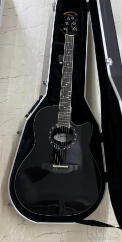 Ovation Pro series Standard Balladeer 20