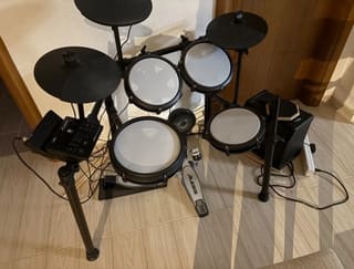 Alesis Nitro Max