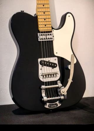 Squier Vintage Modified Cabronita Telecaster Bigsby