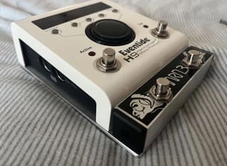 H9 harmoniser + Barn3 footswitch