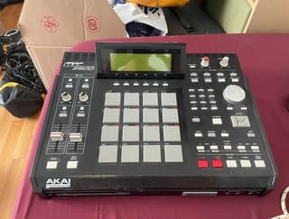Akai MPC2500