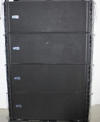 12x RCF TTL55-A Line Array