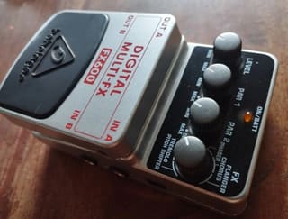 Behringer FX 600 multi effects pedal