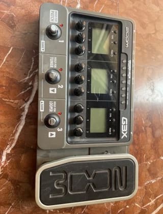 Zoom G3X Multi Effect Pedal