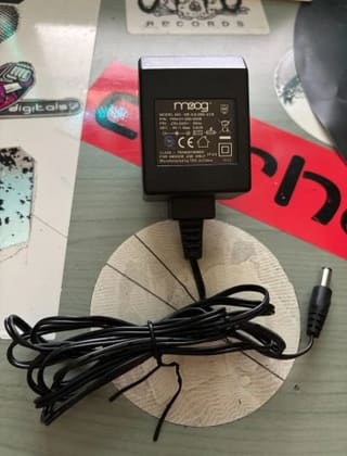 Moog moogerfooger power supply