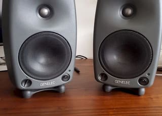 genelec 8030 