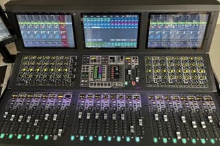 Avid S6L-24D/E6L-144 Console