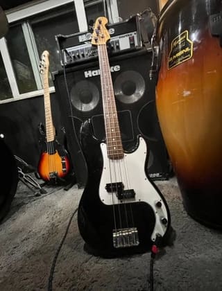 Squier Precision Japan 