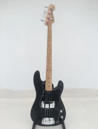 Fender P-Bass Custom Build