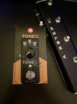 IK Multimedia TONEX ONE + XSonic AIRSTEP TX