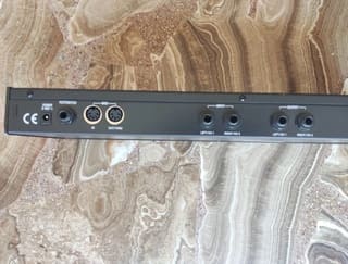 Alesis Midiverb 4 