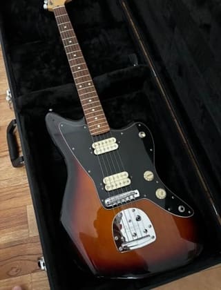 Fender Jazzmaster Player 750€