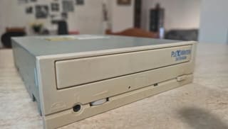 CD recorder Plextor PX-W2410TA 