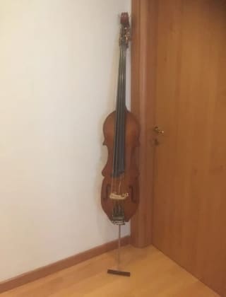 Ηλεκτρακουστικο κοντραμπασο Εminence