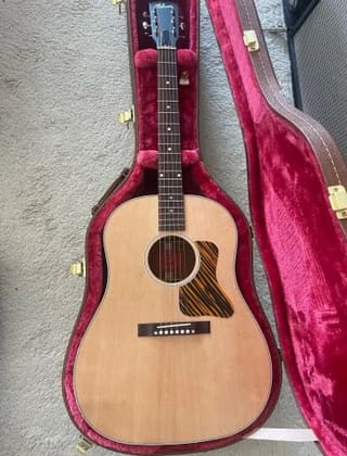 Gibson J-35 30s Faded