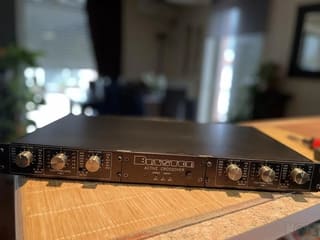 Bryston 10b active crossover