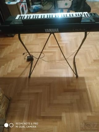 Synthesiser Yamaha DSR-2000