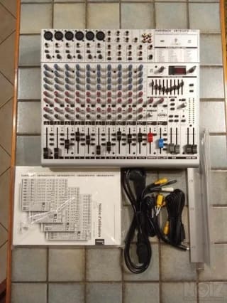Eurorack UB1832FX-PRO