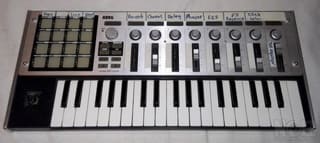 Korg microKONTROL