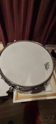 Premier marching snare