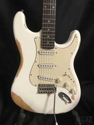 Custom stratocaster