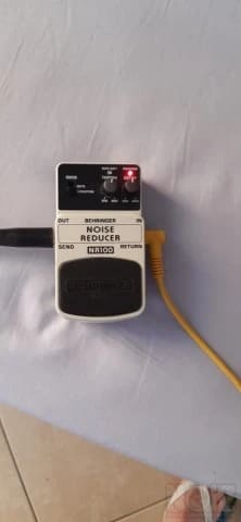 Noise reducer/mute - behringer