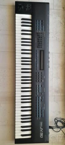 Roland JV-90