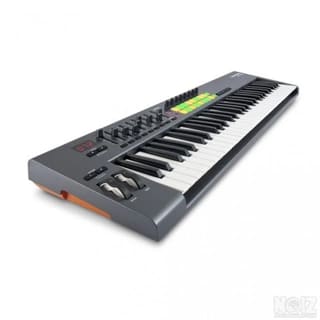Novation Launchkey 61 MK1