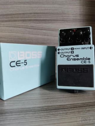 Boss CE-5 Chorus ensemble