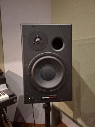 Dynaudio bm15a active studio monitors