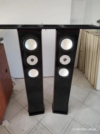 AudioLine Hi-Fi Speakers