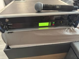 Ασύρματο μικρόφωνο Shure ur4s και ur2 63