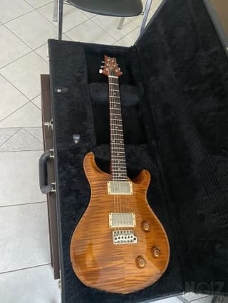 PRS Custom 22 Violin Burst Moon Inlays T