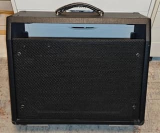Mesa Boogie Mark IV καμπίνα combo.