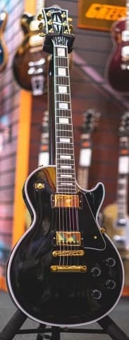 ΖΗΤΕΙΤΑΙ: Gibson Les Paul Custom (Black Beauty)