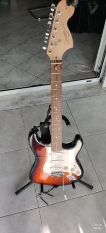 Fender affinity 
