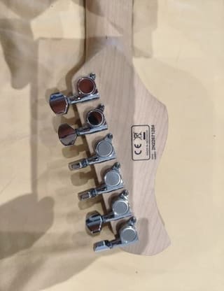 Sire Larry carlton s3