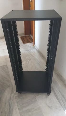 Millenium Rack 24U