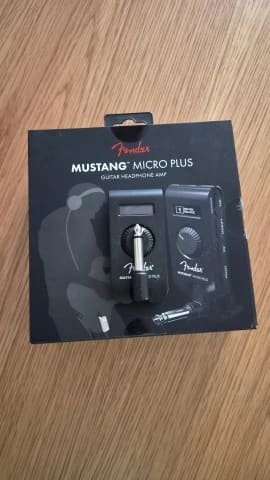 Fender Mustang Micro Plus