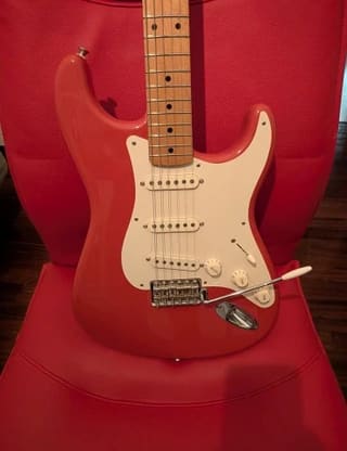 Fender Stratocaster Classic Series 50s 2011 fiesta red