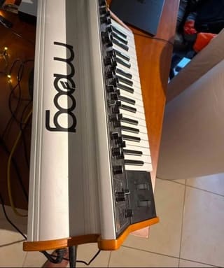 Moog Subsequent 37
