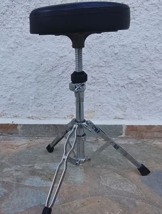 Drum seat (κάθισμα τυμπανιστή)