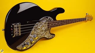 Line 6 Variax 700 Bass