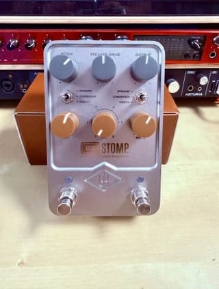 Universal Audio OX Stomp Dynamic Speaker Emulator