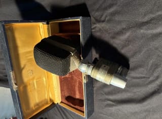 AKG D20
