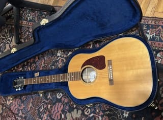 Gibson J-15 walnut