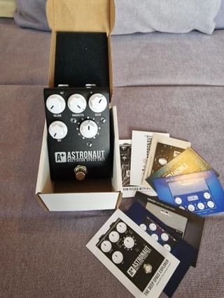 Shiftline Astronaut v3