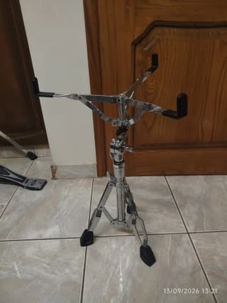 Pearl Snare Stand