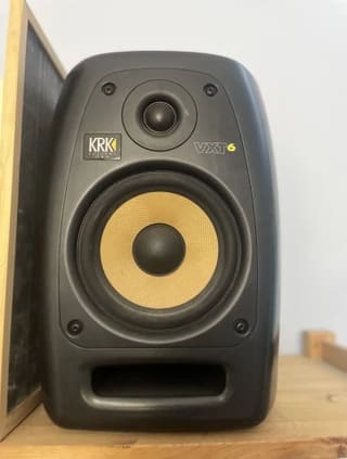 KRK VXT6