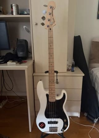 Fender Squier P Bass